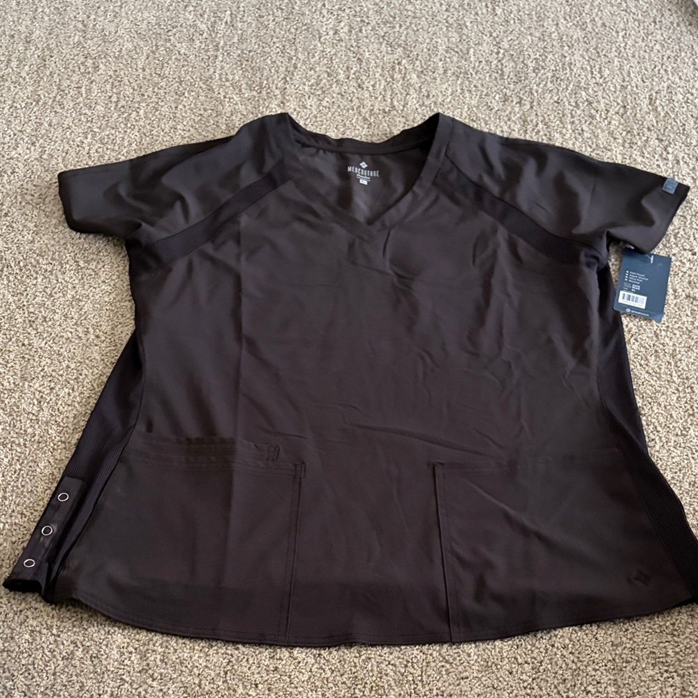 Med Couture Black Short Sleeve V-Neck Scrub Top